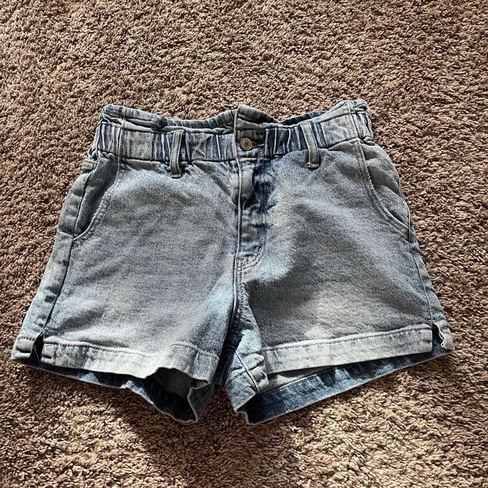 KanCan Size 27 Light Wash High Rise Cuffed Denim Jean Shorts Casual Summer Boho